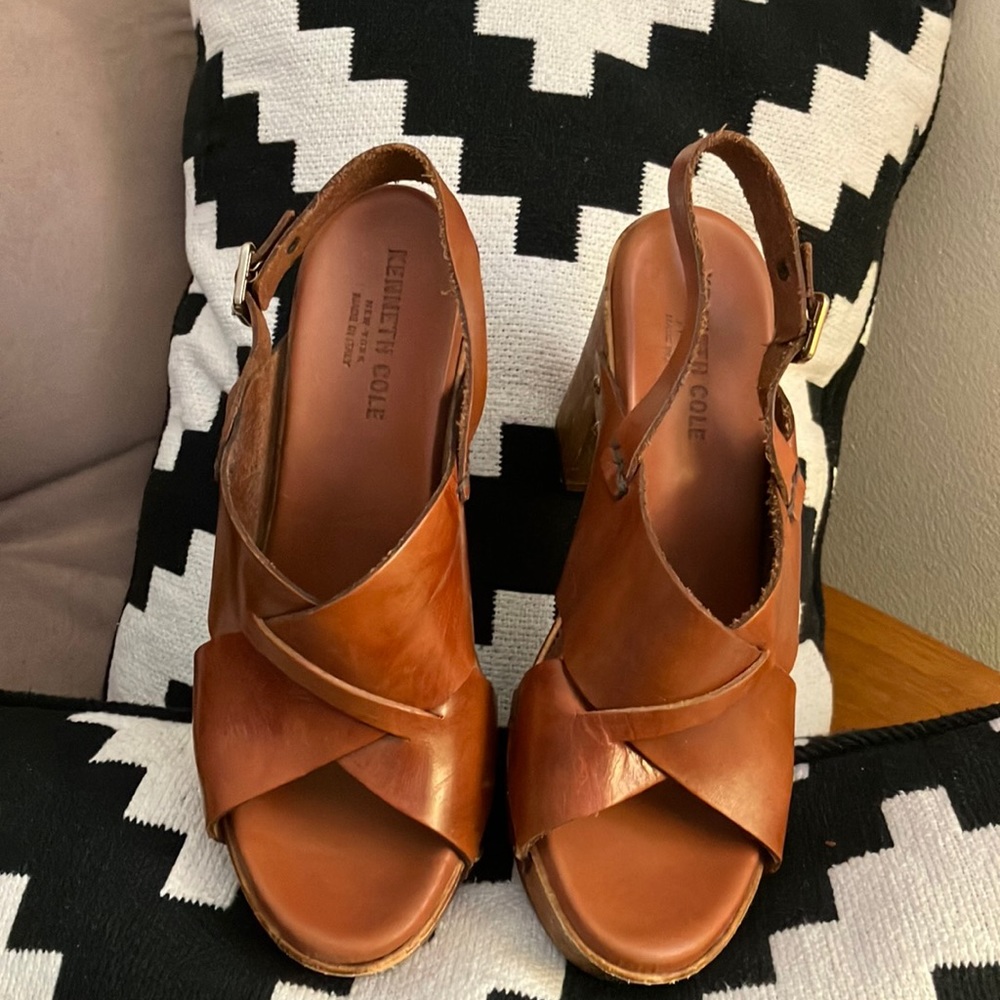 Kenneth Cole Sandals
